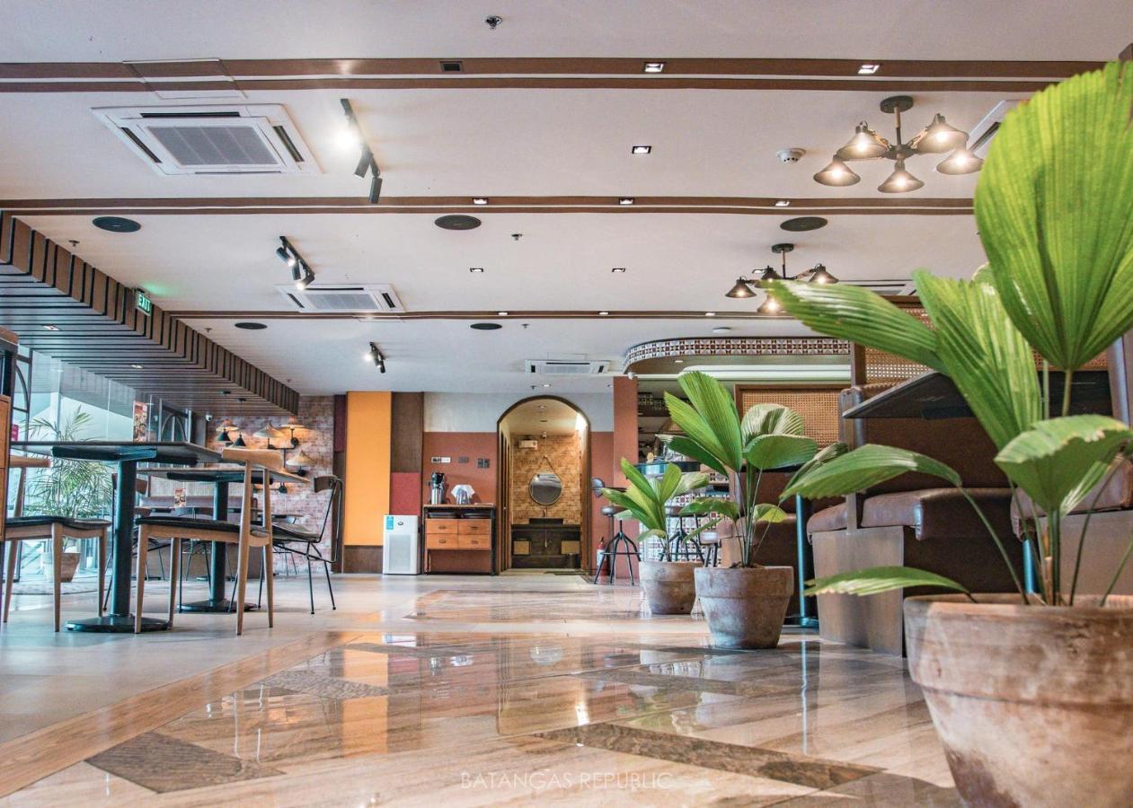 Bravo Tanauan Hotel Esterno foto