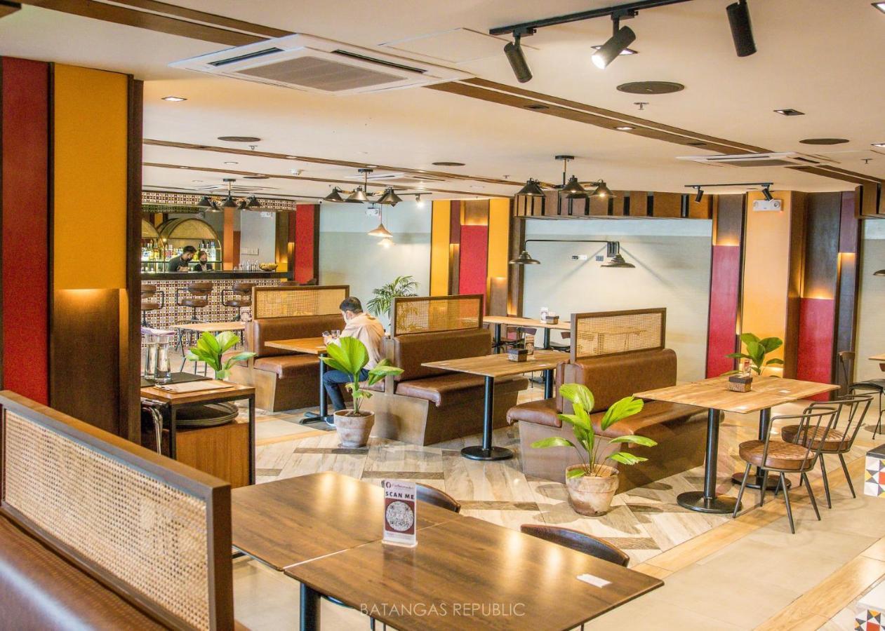 Bravo Tanauan Hotel Esterno foto