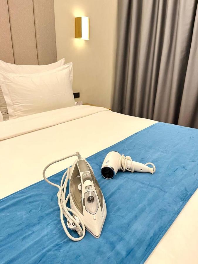 Bravo Tanauan Hotel Esterno foto