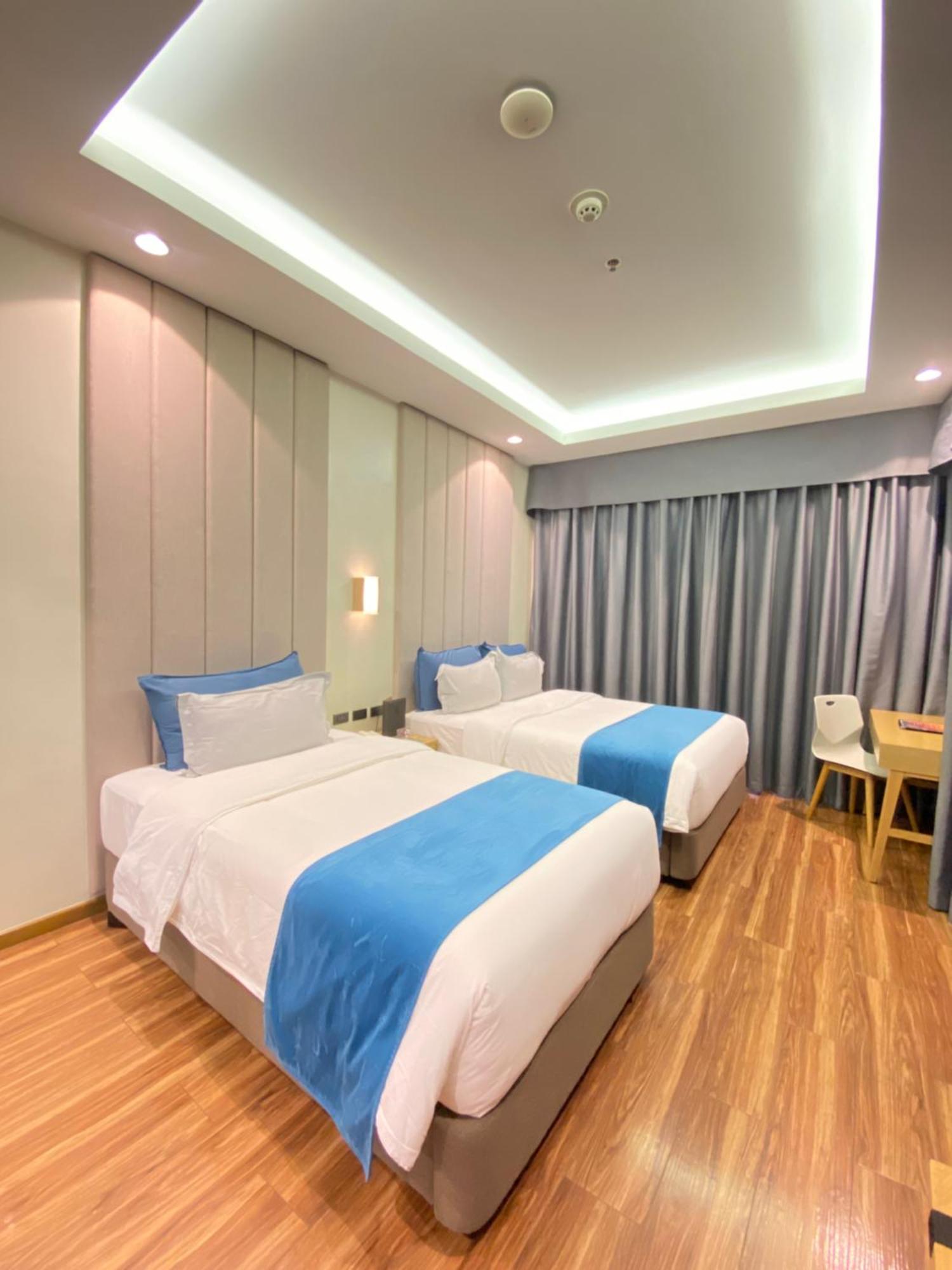 Bravo Tanauan Hotel Esterno foto