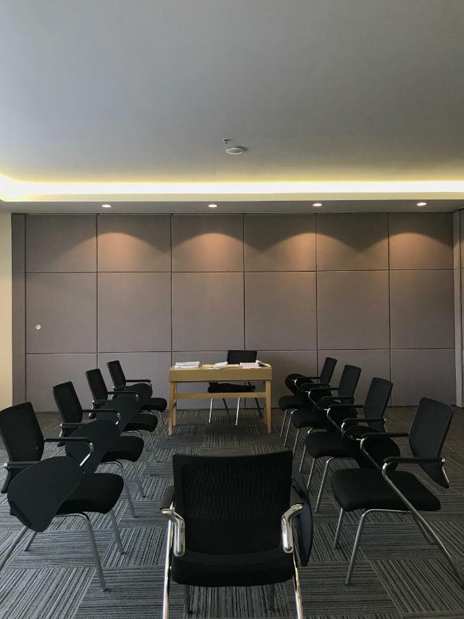 Bravo Tanauan Hotel Esterno foto